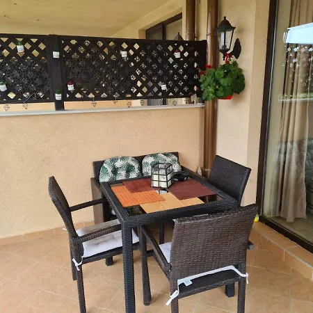 Nana In Kaliakria Apartmán Topola